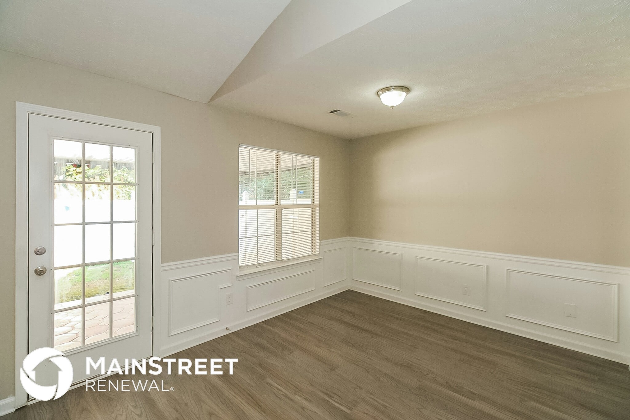 Building Photo - 10484 Almosa Ln