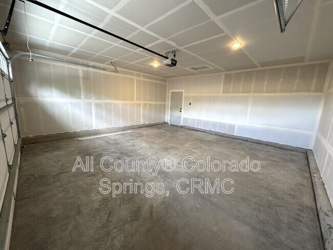 Building Photo - 2512 1/2 West Bijou Street