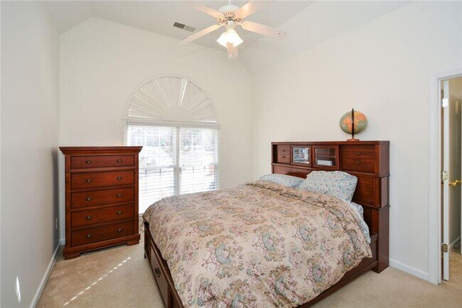 Building Photo - Welcome to this stunning West Cobb home! 5...