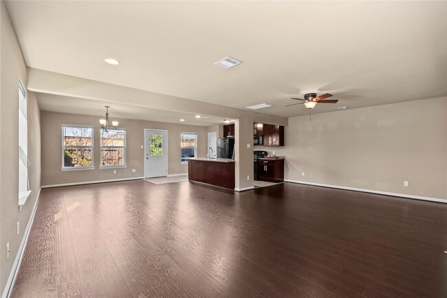 Building Photo - 15814 Whiteglade Ln