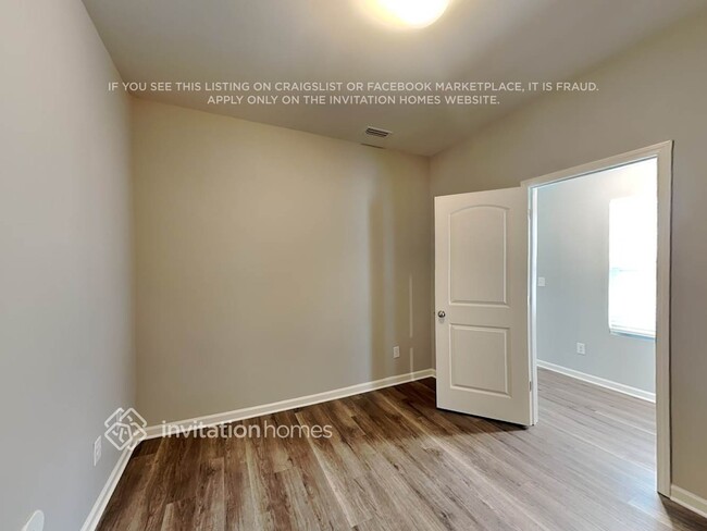 Building Photo - 1081 Ramsgate Dr SW
