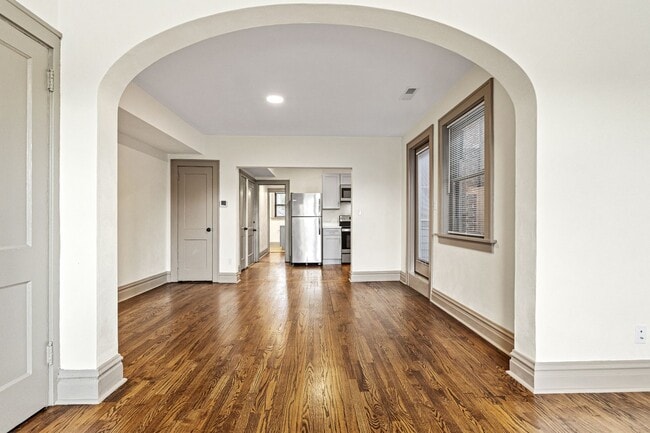 Building Photo - 3805 S Kingshighway Blvd