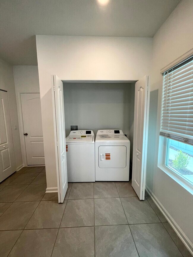 Building Photo - 95 Playa De Luna Ln