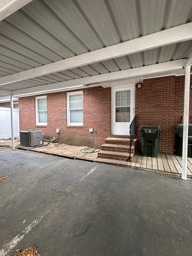 Building Photo - 403 Remington Ave