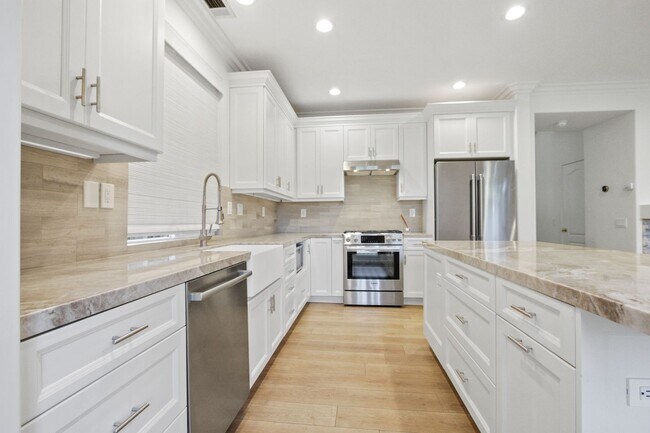 Building Photo - 7 Merriweather Pl