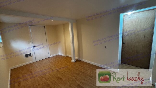 Building Photo - Free Rent in December!! Charming Studio + Bonus Room in Maple Leaf with Private Entrance & Outdoo...