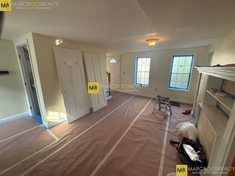 Building Photo - 3 Clarken Ct