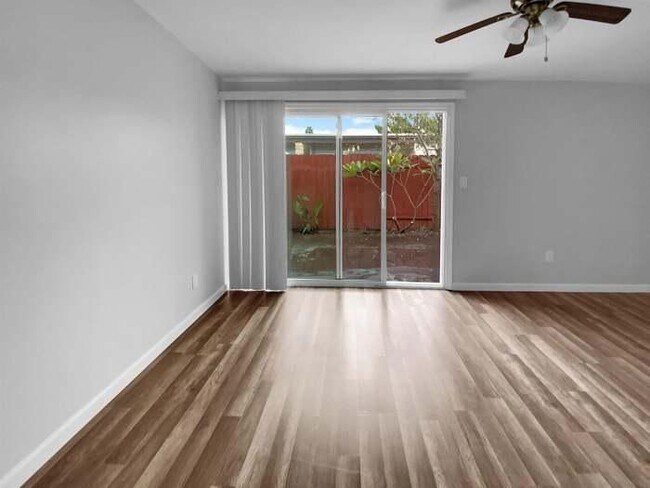 Building Photo - 630 J St