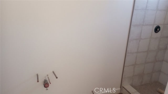 Building Photo - 1907 W 154th Pl