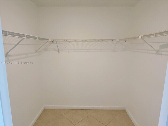 Building Photo - 3800 S Ocean Dr