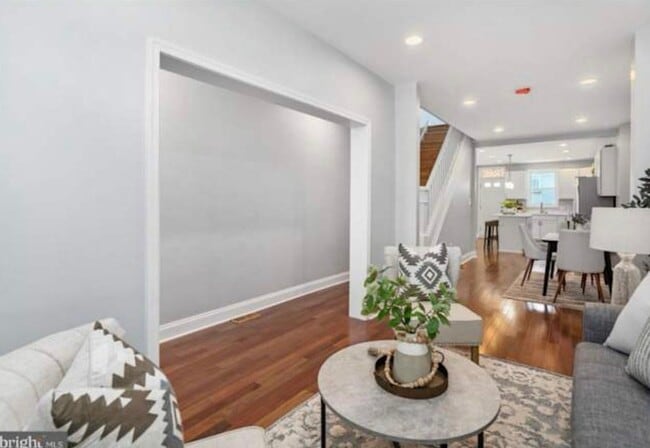 Building Photo - 2815 Orleans St