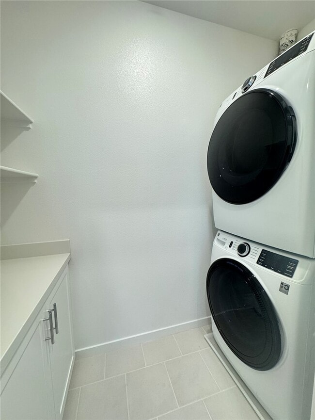 Building Photo - 12772 Lomond Wy