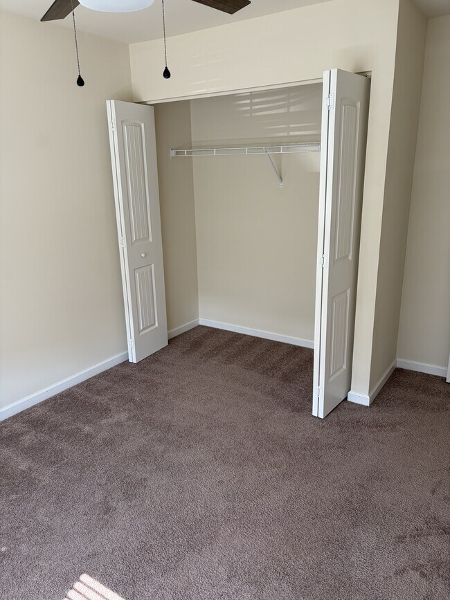 Building Photo - 530 Byler Cir