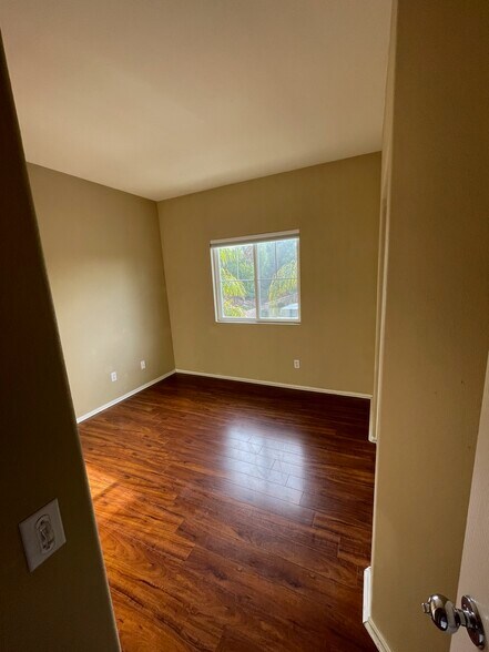 Building Photo - 26460 Arboretum Way