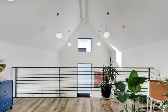 Building Photo - 6161 Culberson St