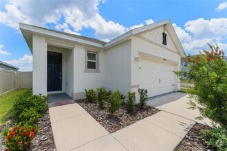 Building Photo - 17058 Oval Rum Dr