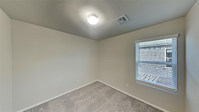 Building Photo - 4325 Umbria Rd