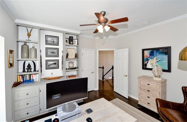 Building Photo - 310 Windsor Gate Cove NE