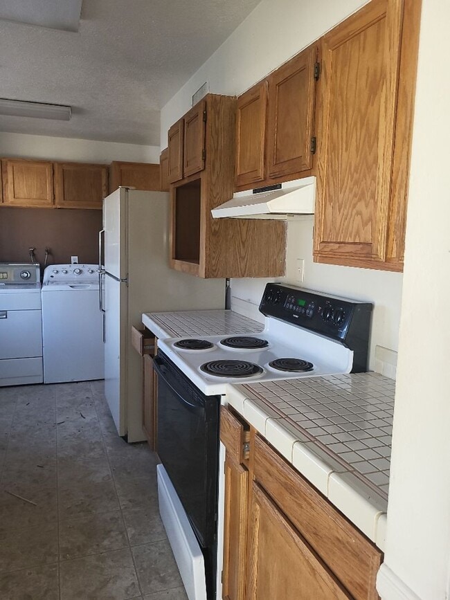 Building Photo - 11641 Andes St