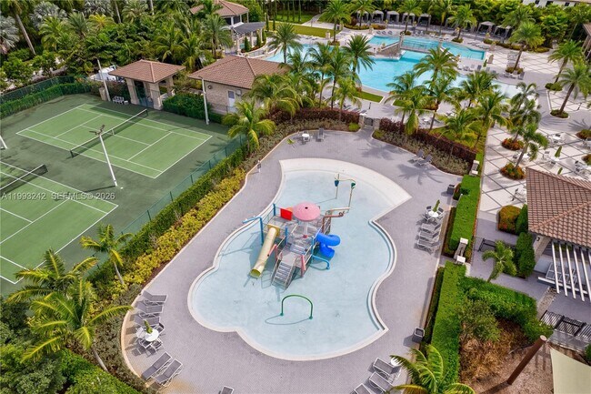 Building Photo - 10021 NW 87th Terrace