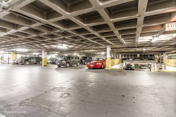 Available Valet Garage Parking - 4800 S Chicago Beach Dr