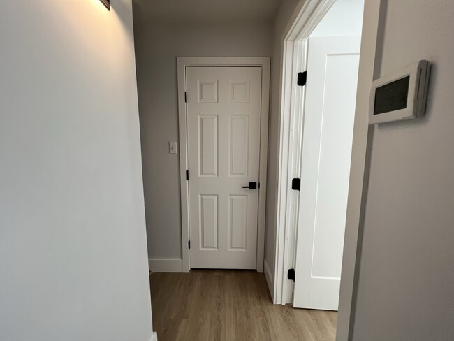 Building Photo - 3022 Forest Ln