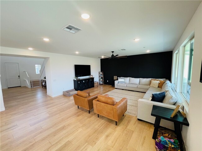 Building Photo - 30891 Laelia Cir