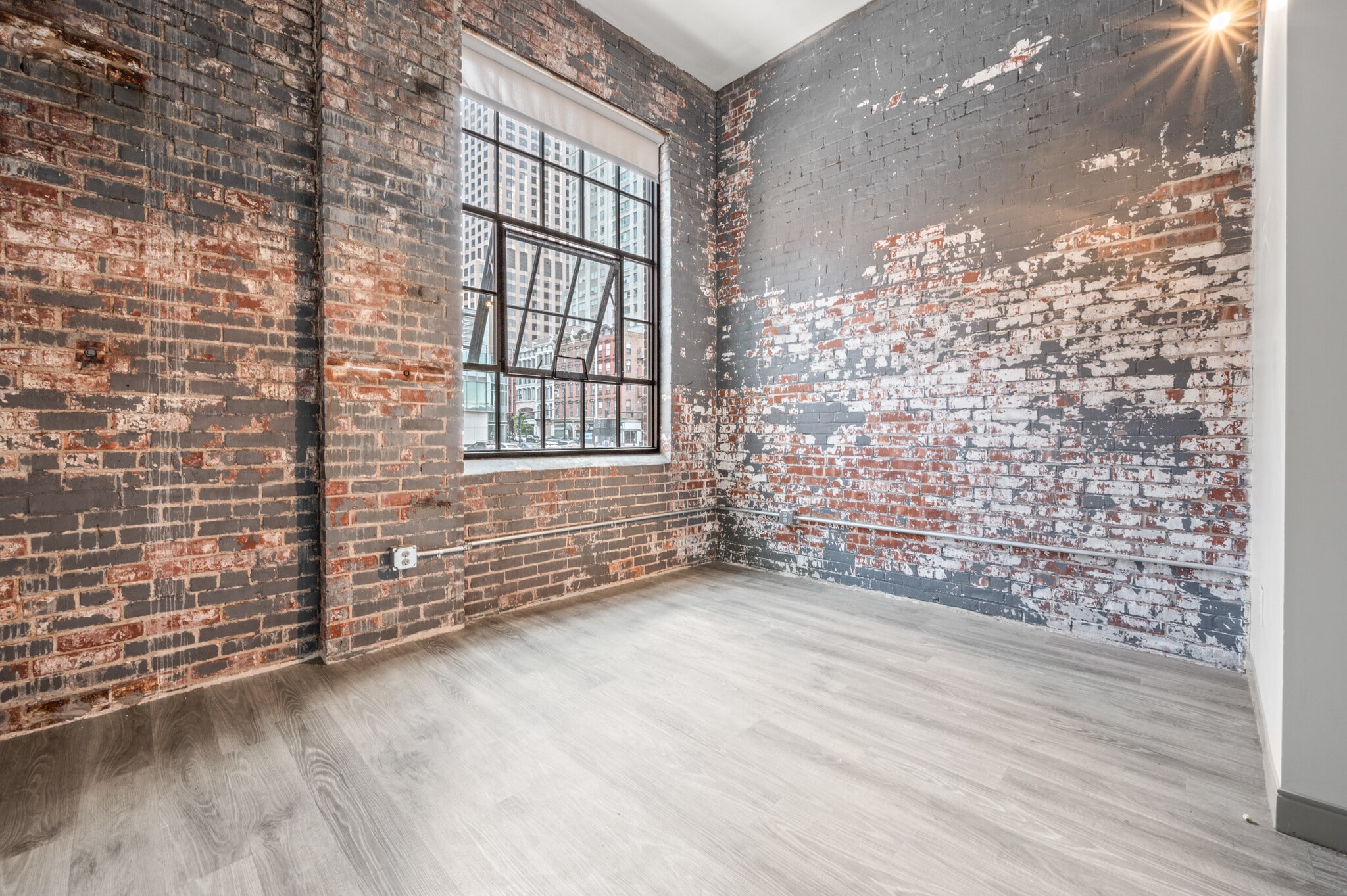 Building Photo - 103 Allyn St