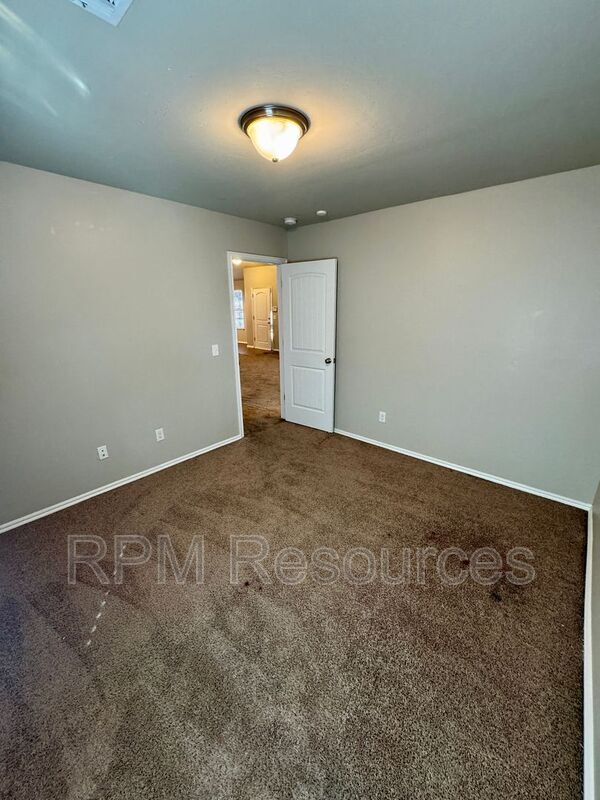 Building Photo - 2432 NW 197th St