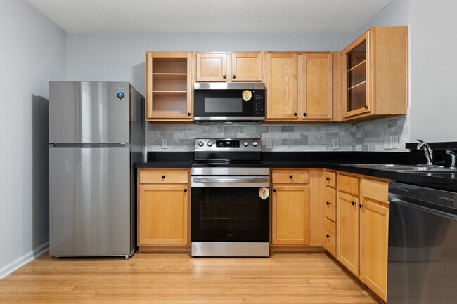 Building Photo - 3406 Tarleton W