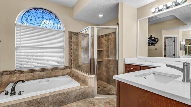 Building Photo - 29135 Rivergate Run