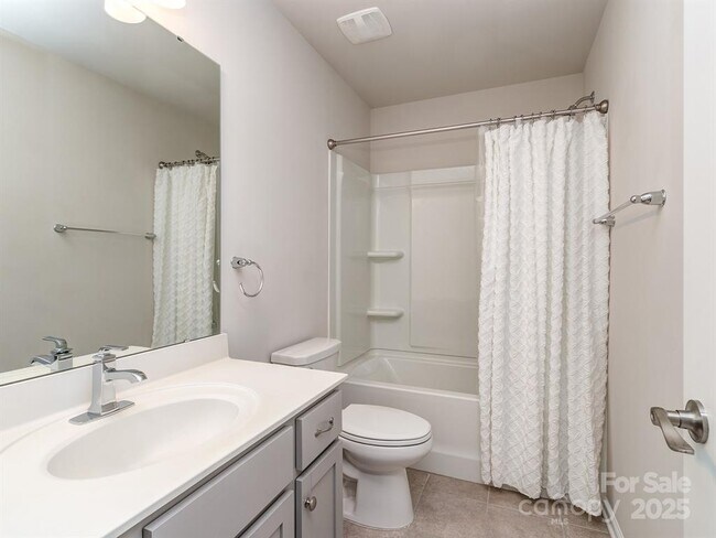 Building Photo - 12214 Ardrey Park Dr