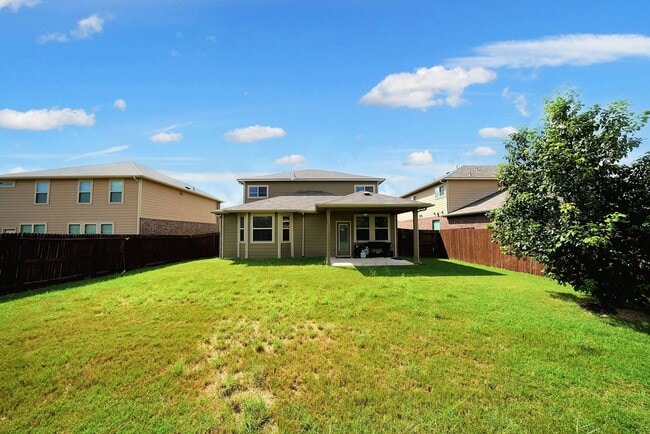 Building Photo - Beautiful Rental in Converse! Realtor Comm...