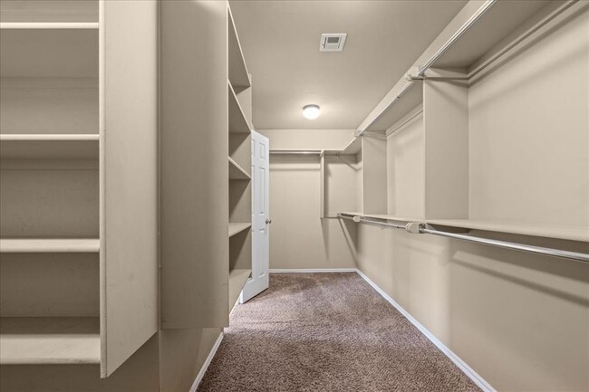 Building Photo - 17029 Woodvine Dr