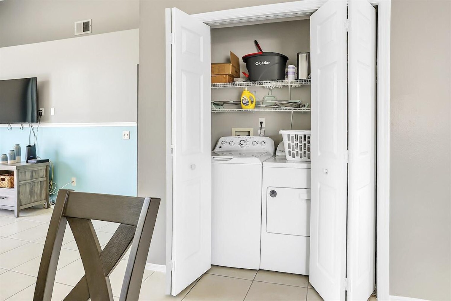 Building Photo - 4716 Windwood Dr