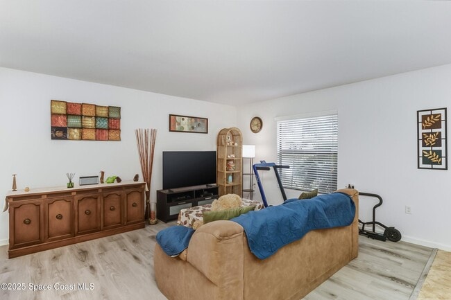 Building Photo - 4300 Millicent Cir