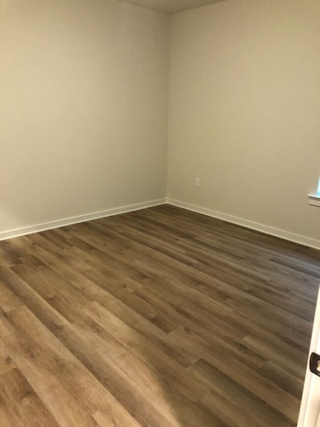 Building Photo - Beautiful Townhome in Athens!