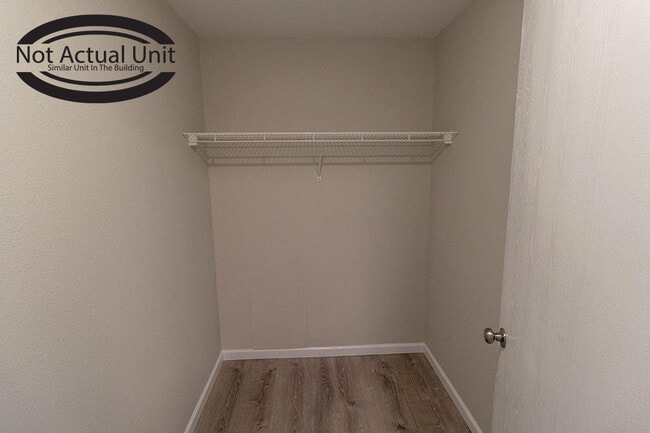 Building Photo - 3408 Balboa Ln