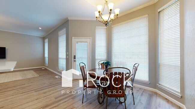 Building Photo - Need space? Take a look at this 4 Bedroom/4.5 Bathroom Home in SW Edmond! *HALF OFF 1st Month's R...