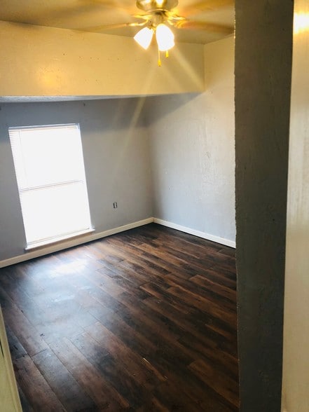 Building Photo - 3 NW 26th St