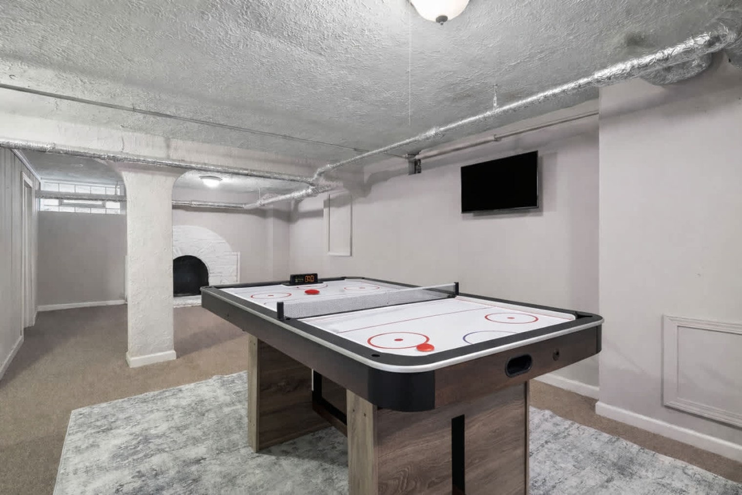 Building Photo - 3621 Silsby Rd