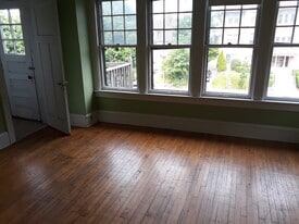 Building Photo - 3463 N Oakland Ave