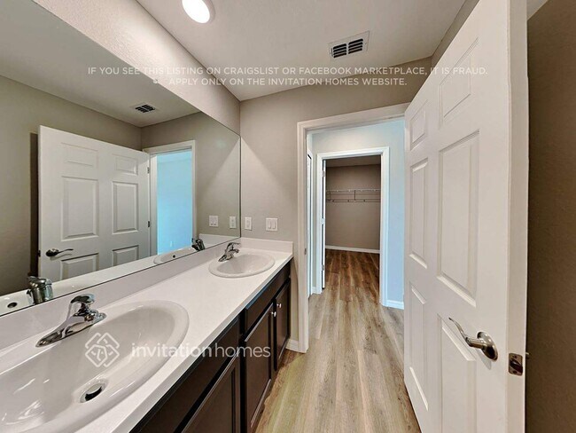 Building Photo - 21271 Gaylord Ave