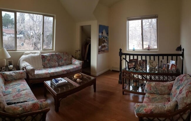 Building Photo - 1885 Upland Ave