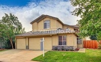Building Photo - Spacious Elk Grove 5bd/3ba House with 3 Car Garage
