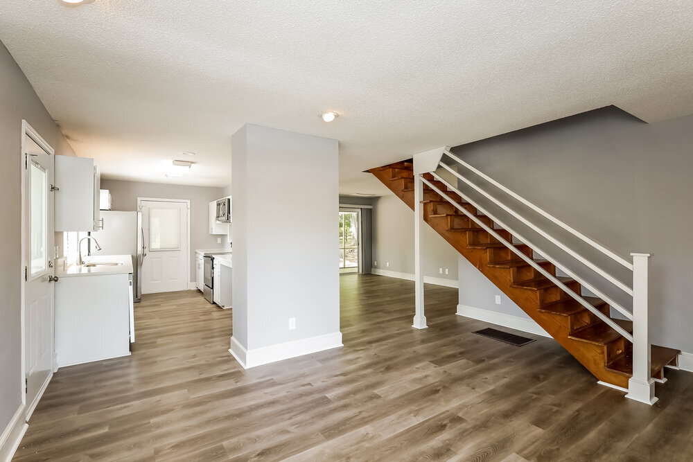 Building Photo - 304 S Westover Dr
