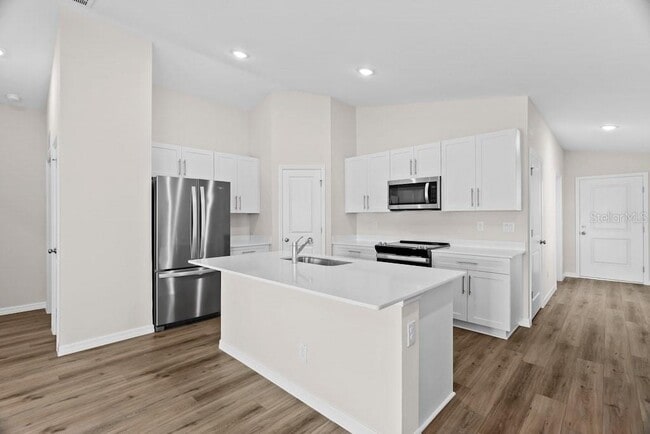 Building Photo - 36920 Sagemoor Dr