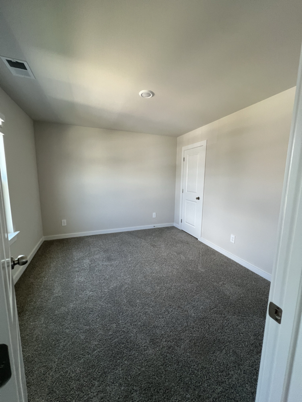 Building Photo - 4256 Skyridge Dr