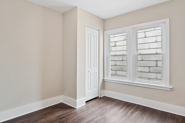 Building Photo - Coming Soon - Charming 3 Bedroom, 1 Bath S...