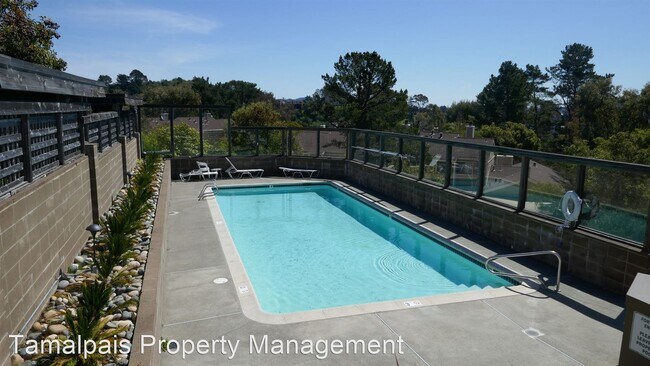 Building Photo - 1 br, 1 bath House - 540 Seaver Drive